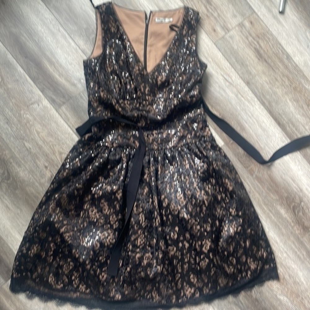 Eliza J Dress Black lace nude colored size 8 sequined balletcore fit and flare - Picture 6 of 12
